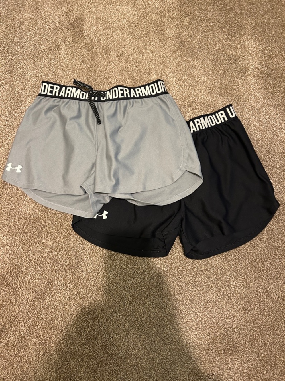 Under Armour girls shorts bundle